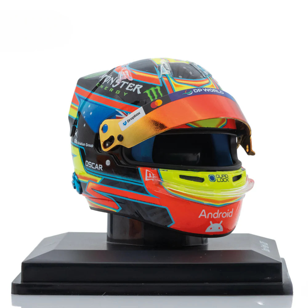 Spark 1:5 Oscar Piastri 2025 Helmet