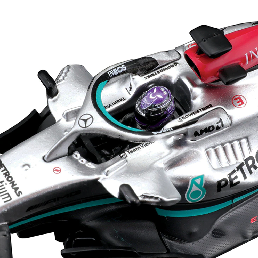 W13 Mercedes AMG Petronas F1 Team 2022 BOX 1:43 Lewis Hamilton Scale Car