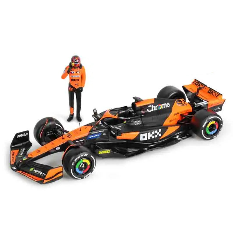 1:24 Mclaren MCL38 With Driver - Oscar Piastri #81