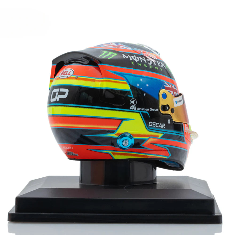 Spark 1:5 Oscar Piastri 2025 Helmet