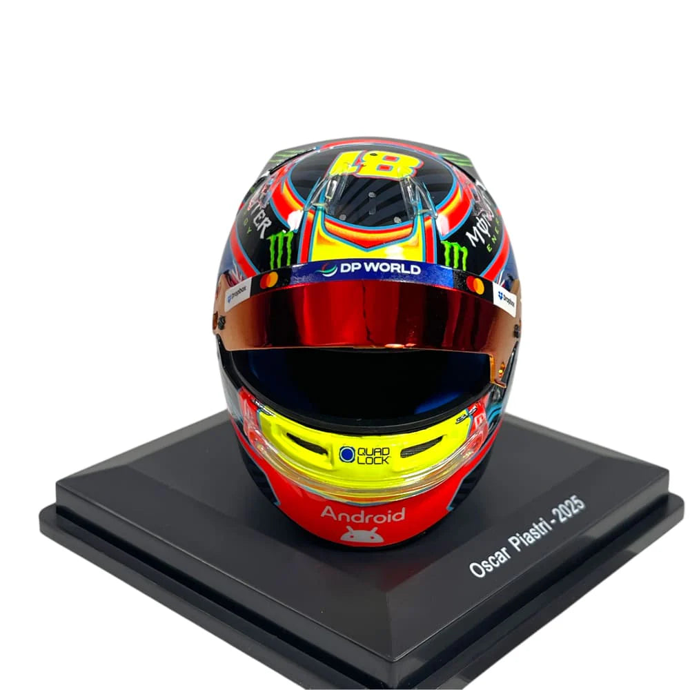 Spark 1:5 Oscar Piastri 2025 Helmet
